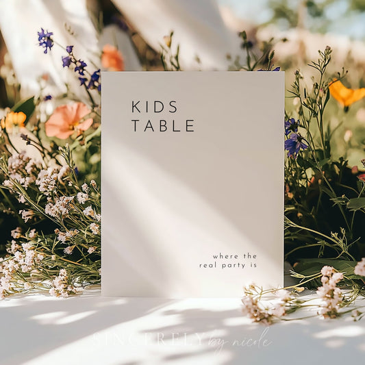 Modern Minimalist Kids Table Wedding Reception Sign - SincerelyByNicole